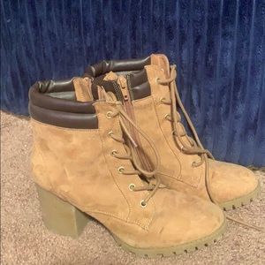 Boot heels size 6 1/2